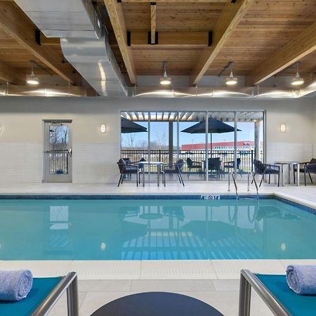 Towneplace Suites By Marriott Geneva At Spire Academy Εξωτερικό φωτογραφία