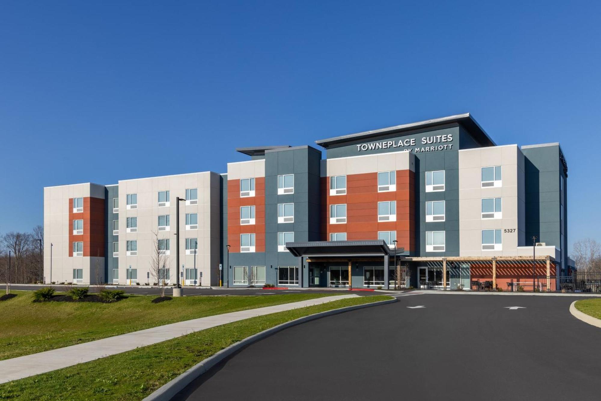 Towneplace Suites By Marriott Geneva At Spire Academy Εξωτερικό φωτογραφία